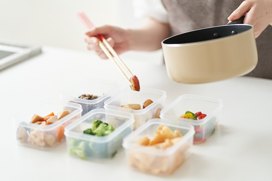 料理をする　お弁当を作る